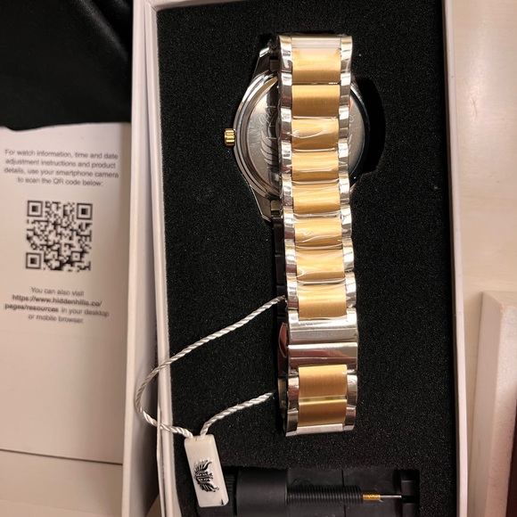 NWT Hidden Hills Watch - Picture 6 of 14